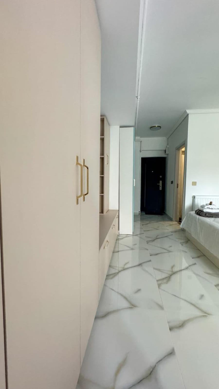 Erwins Studio Крайова Экстерьер фото